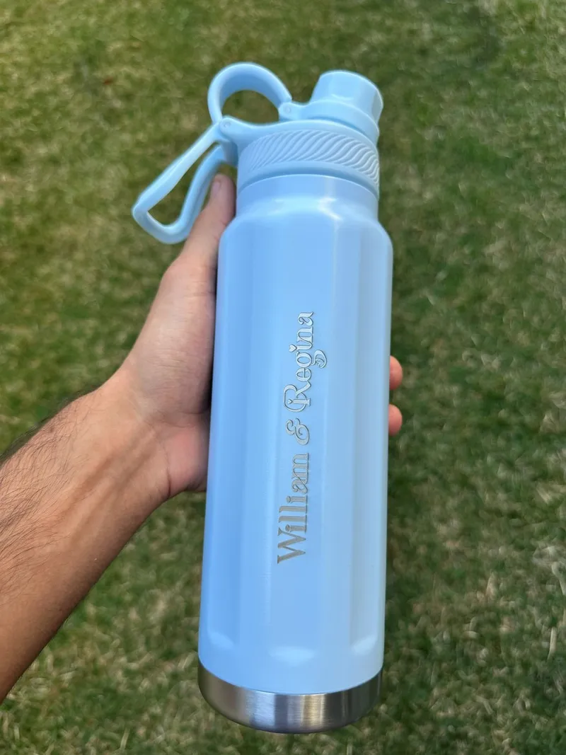 Garrafa Térmica com Gravação de Nome personalizado para Presente Personalizado