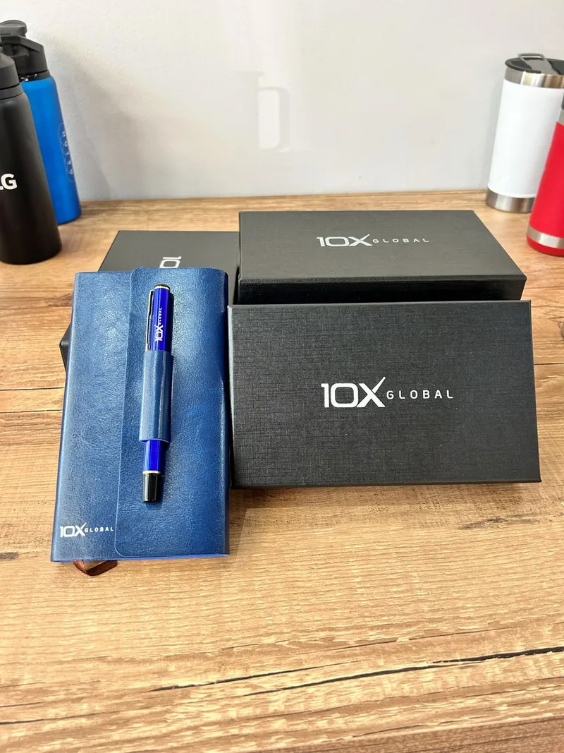 Kit Executivo — Agenda e Caneta personalizado para 10X Global